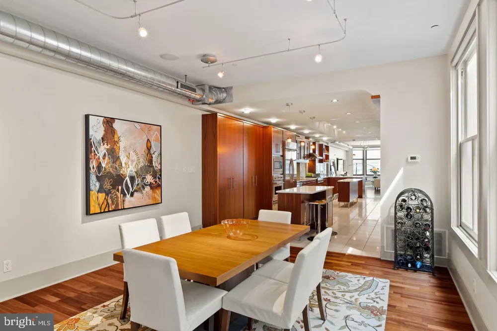 1606 CHESTNUT STREET #UNIT 2 Philadelphia, PA 19103
