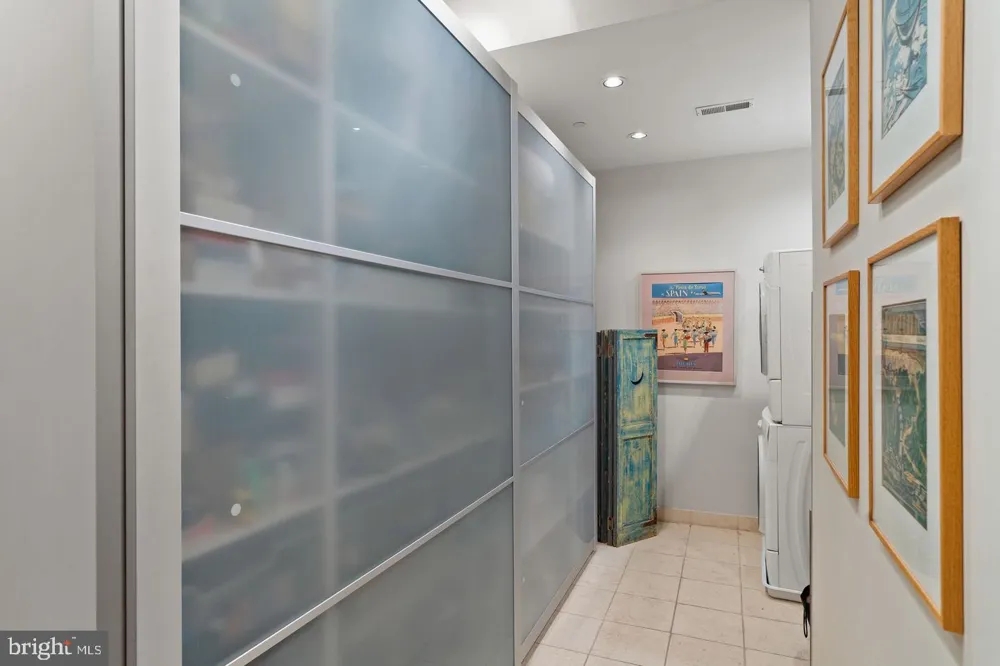 1606 CHESTNUT STREET #UNIT 2 Philadelphia, PA 19103