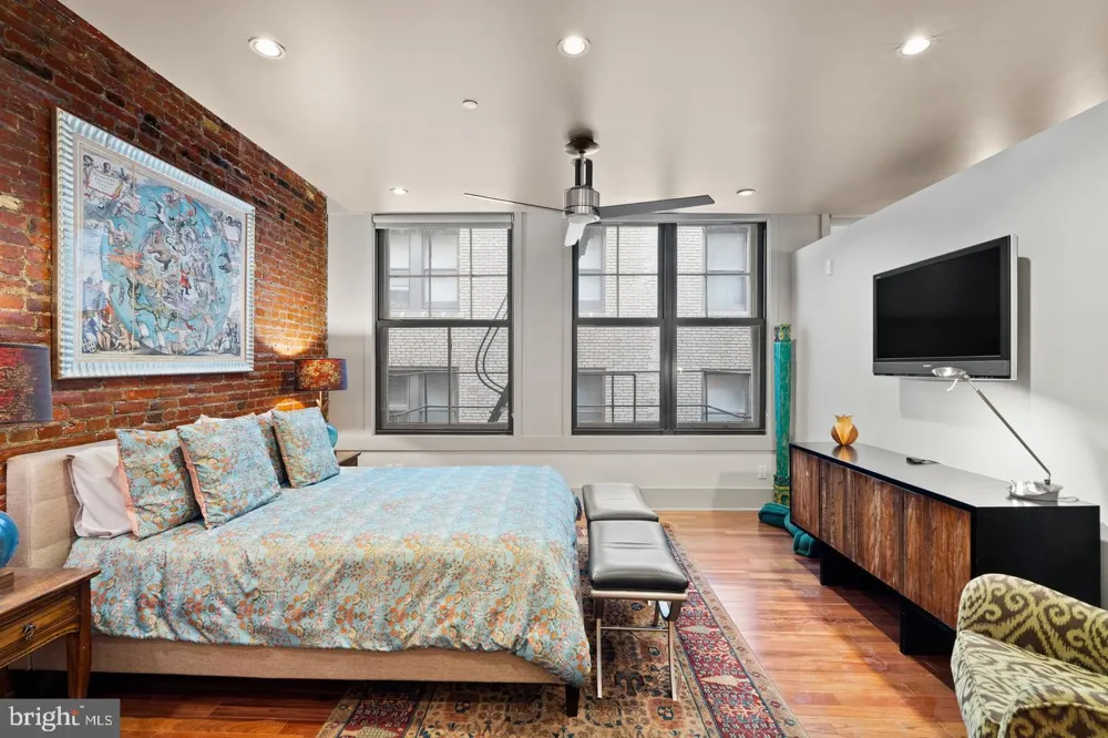 1606 CHESTNUT STREET #UNIT 2 Philadelphia, PA 19103