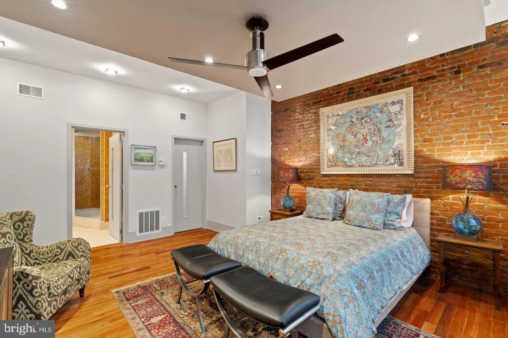 1606 CHESTNUT STREET #UNIT 2 Philadelphia, PA 19103