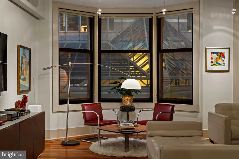 1606 CHESTNUT STREET #UNIT 2 Philadelphia, PA 19103