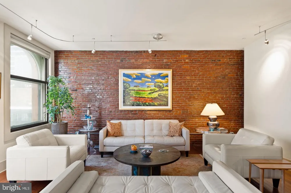 1606 CHESTNUT STREET #UNIT 2 Philadelphia, PA 19103