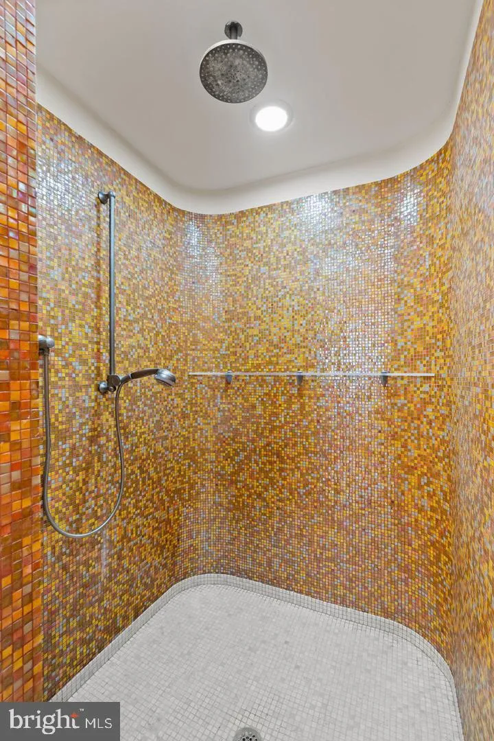 1606 CHESTNUT STREET #UNIT 2 Philadelphia, PA 19103