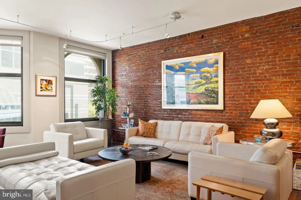 1606 CHESTNUT STREET #UNIT 2 Philadelphia, PA 19103