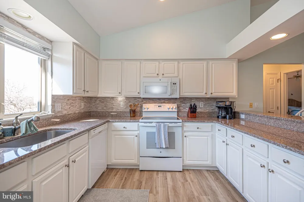18565 ORTON CIRCLE #5 Lewes, DE 19958
