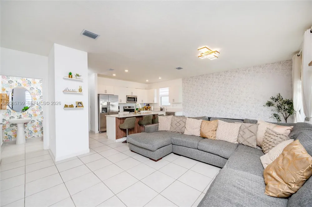 21325 SW 127th Ct Miami, FL 33177