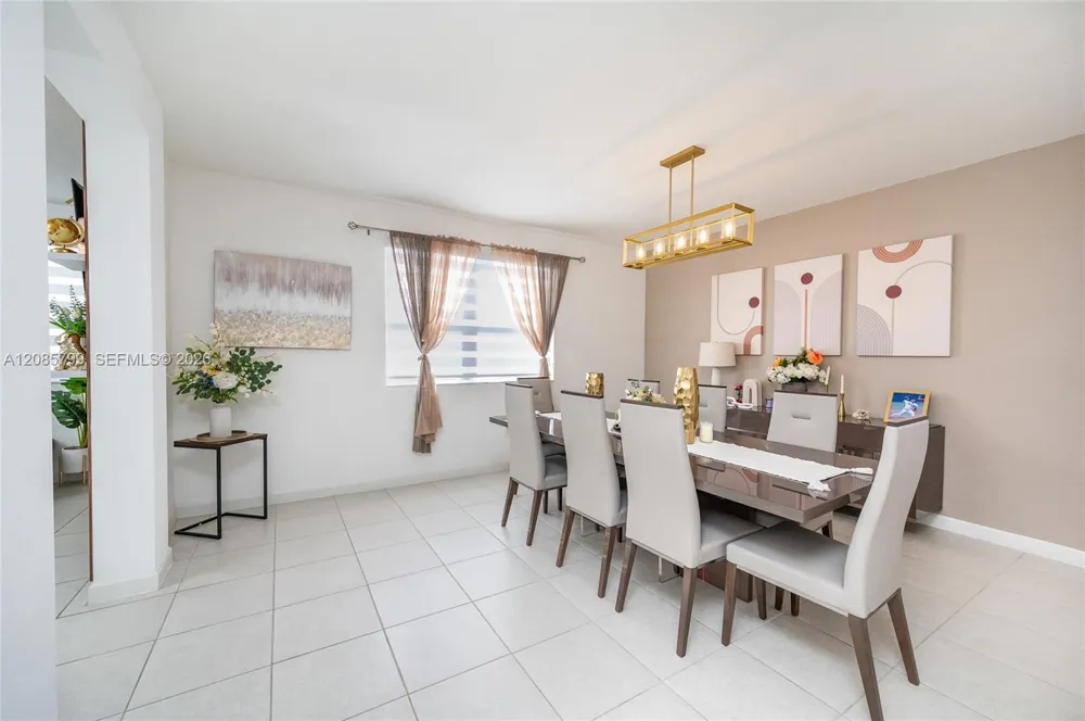 21325 SW 127th Ct Miami, FL 33177
