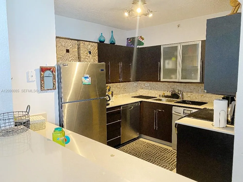 1500 Bay Rd #1222S Miami Beach, FL 33139