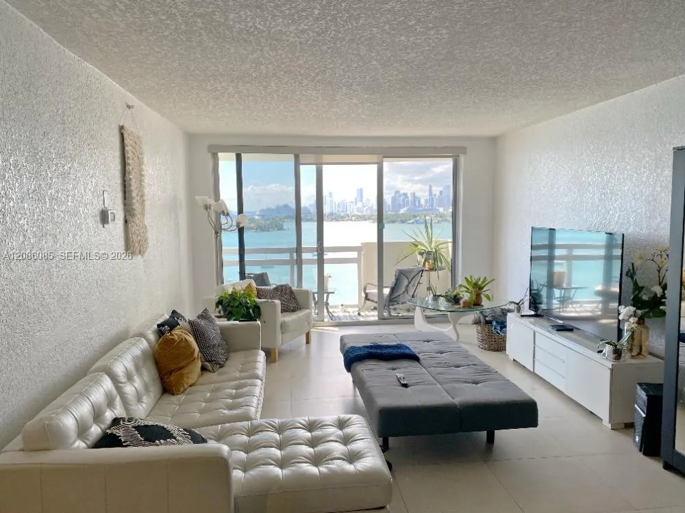 1500 Bay Rd #1222S Miami Beach, FL 33139