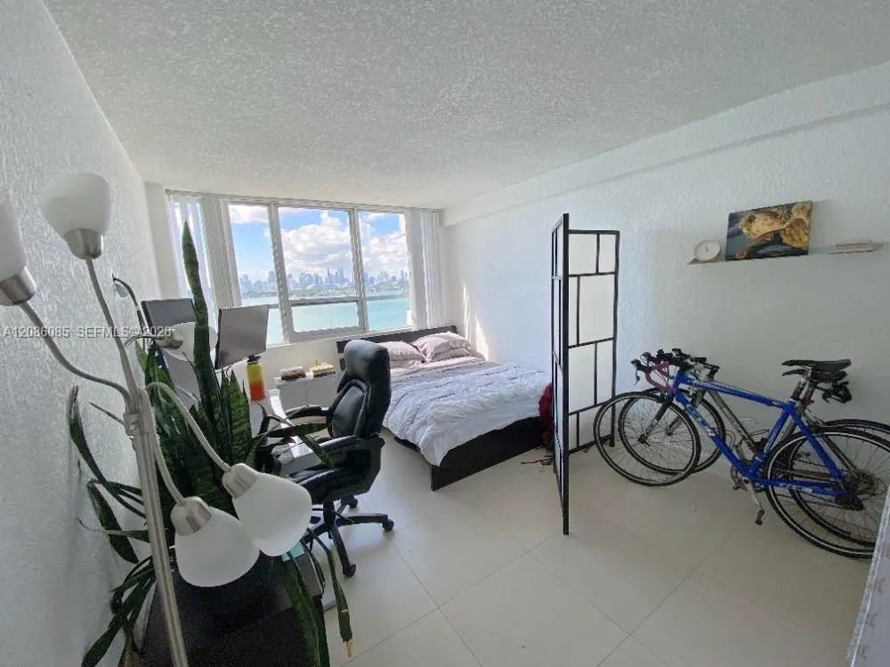 1500 Bay Rd #1222S Miami Beach, FL 33139