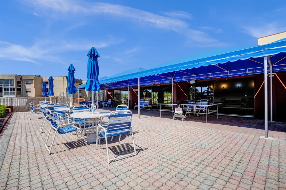 9540 SUNRISE LAKES BOULEVARD #303 Sunrise, FL 33322