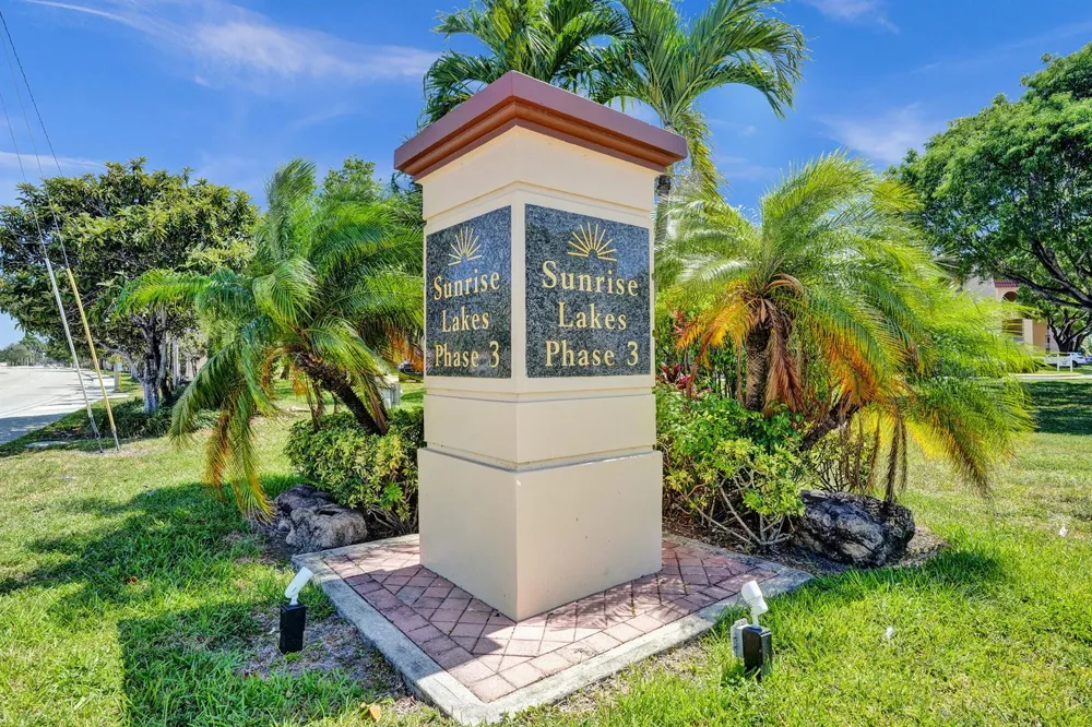 9540 SUNRISE LAKES BOULEVARD #303 Sunrise, FL 33322