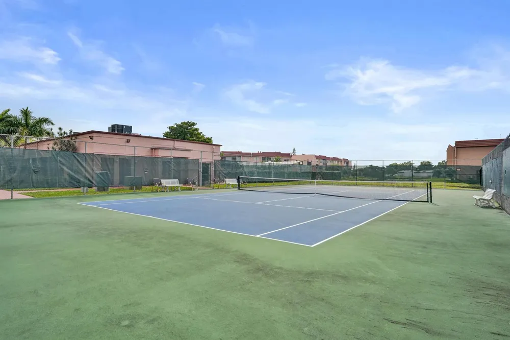 9540 SUNRISE LAKES BOULEVARD #303 Sunrise, FL 33322