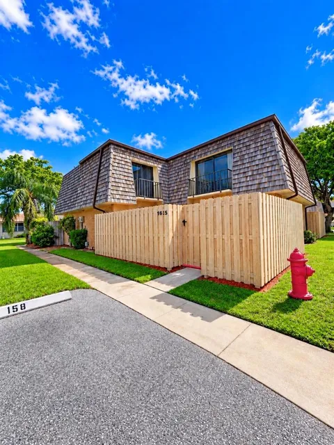 165 LAKE ARBOR DRIVE