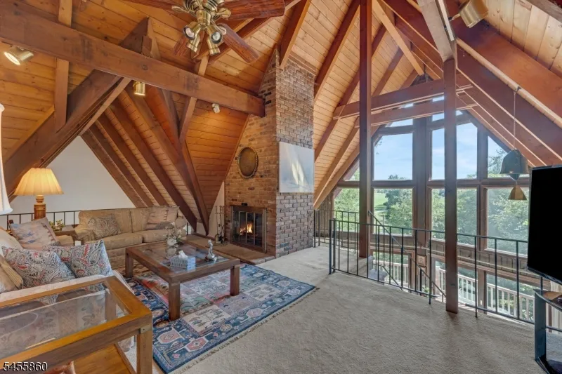 84 Two Bridges Rd Montville, NJ 07082