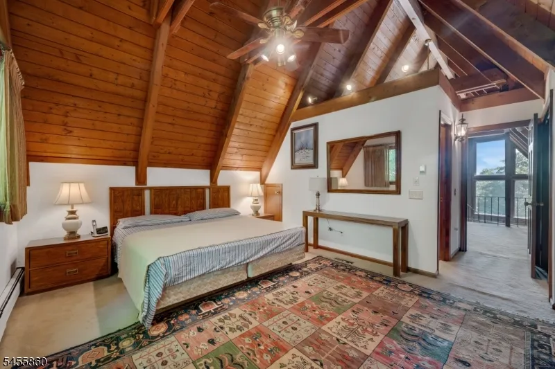 84 Two Bridges Rd Montville, NJ 07082
