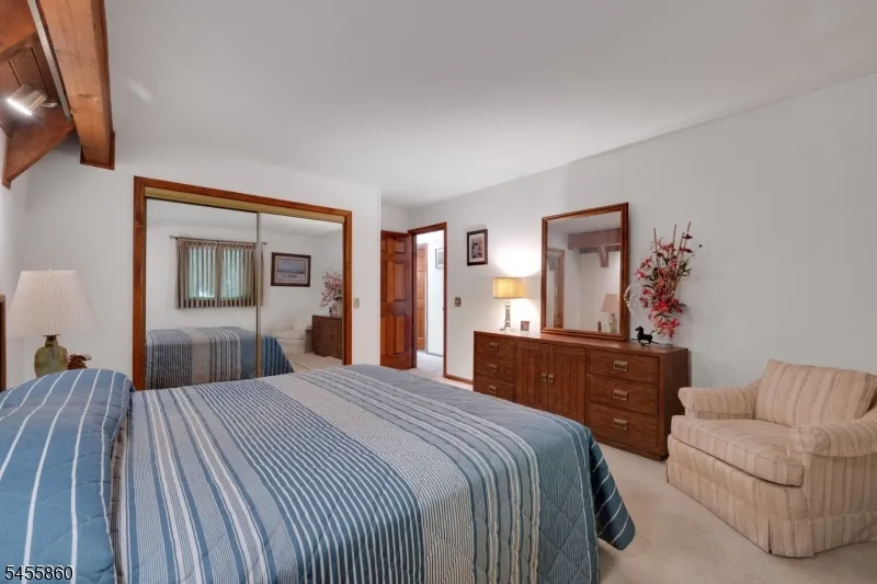 84 Two Bridges Rd Montville, NJ 07082