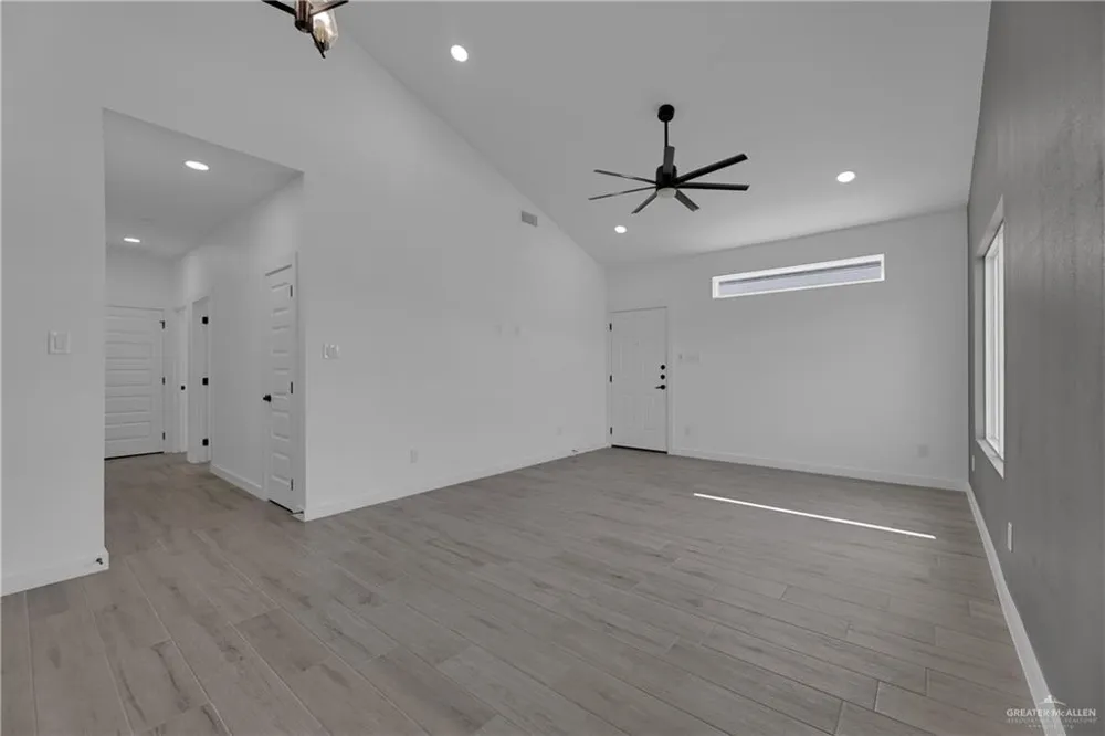 2509 Mockingbird Road #A Weslaco, TX 78596