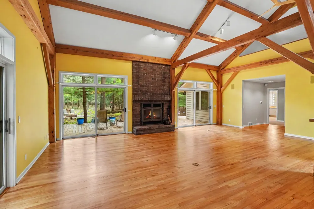1439 W Sternberg Road Norton Shores, MI 49441