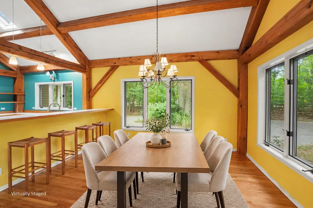 1439 W Sternberg Road Norton Shores, MI 49441