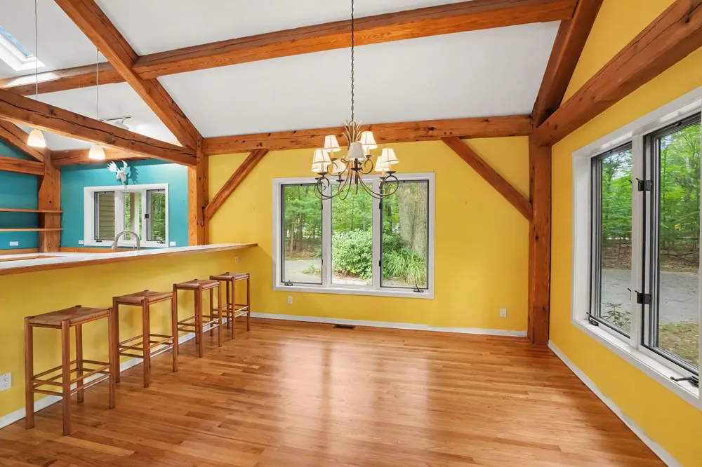 1439 W Sternberg Road Norton Shores, MI 49441