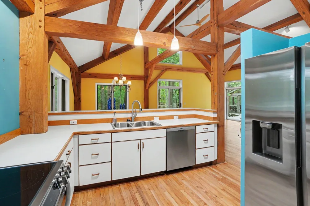 1439 W Sternberg Road Norton Shores, MI 49441