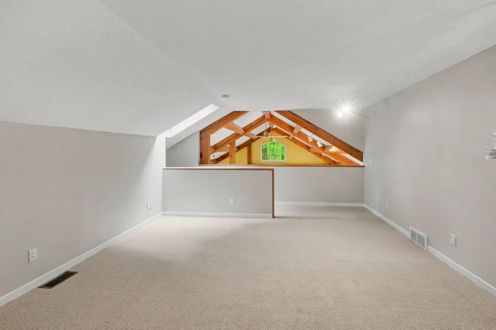1439 W Sternberg Road Norton Shores, MI 49441