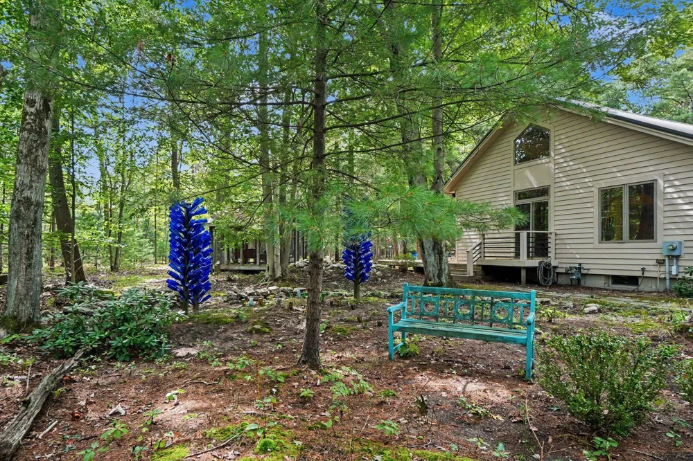 1439 W Sternberg Road Norton Shores, MI 49441