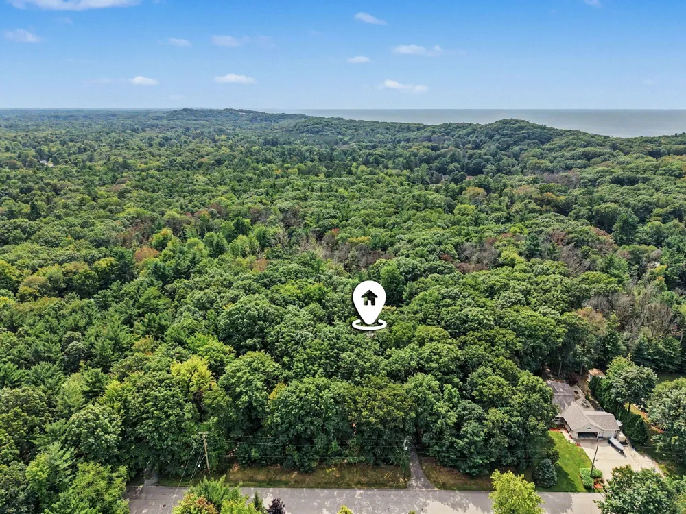 1439 W Sternberg Road Norton Shores, MI 49441