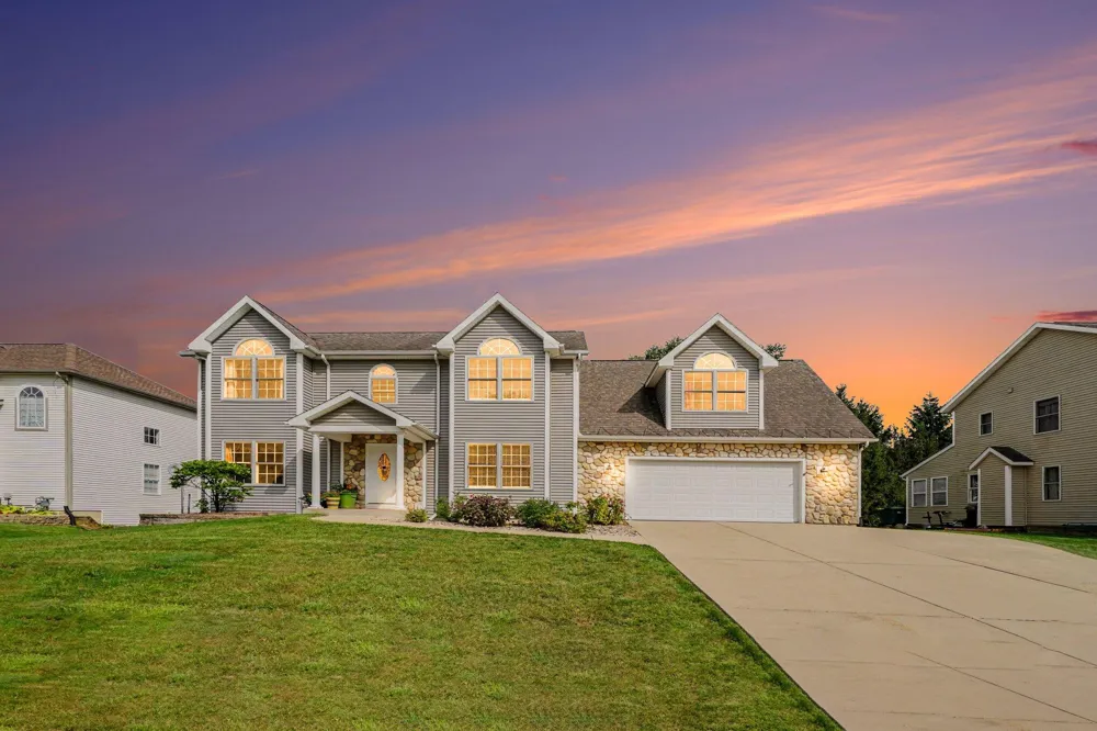 7875 Reindeer Street Portage, MI 49002
