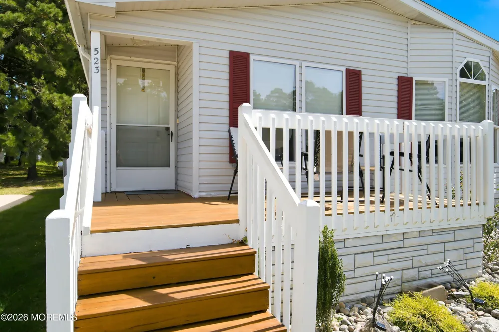 523 Momosa Way Whiting, NJ 08759