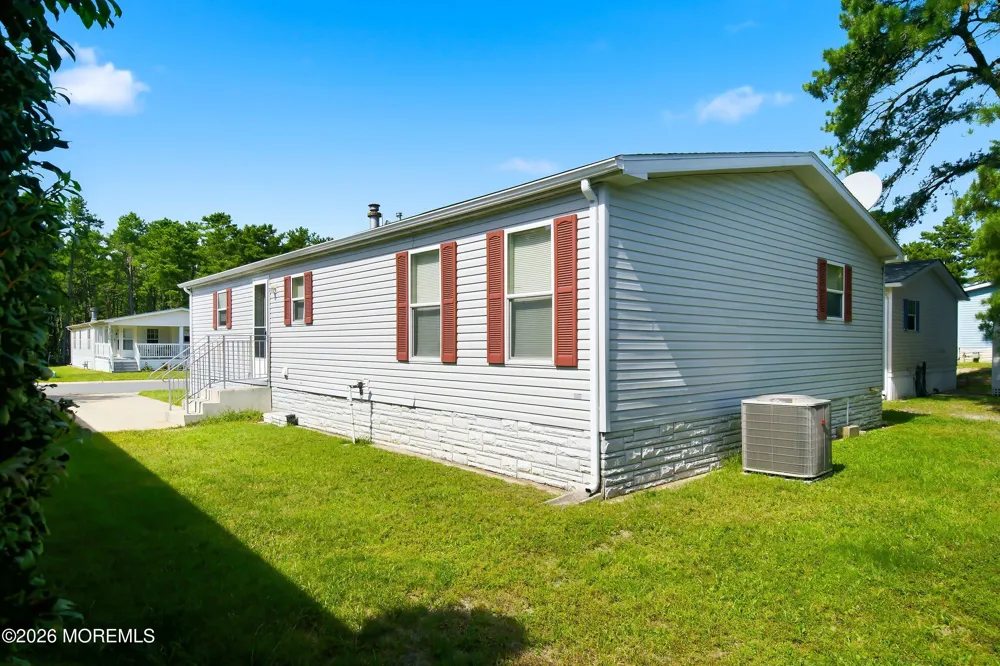 523 Momosa Way Whiting, NJ 08759