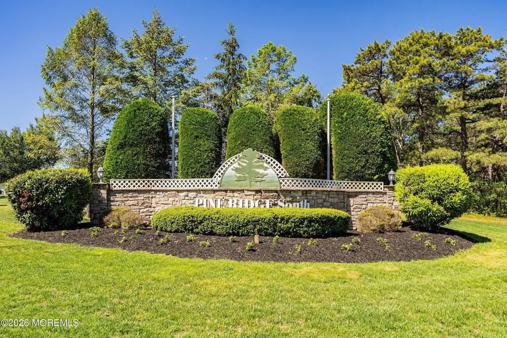 523 Momosa Way Whiting, NJ 08759
