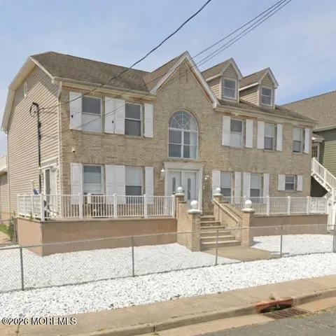 342 Front Street