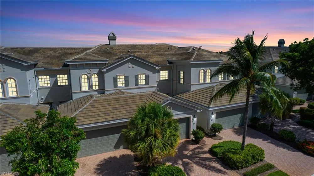 9239 Tesoro Lane #3-203 Naples, FL 34114