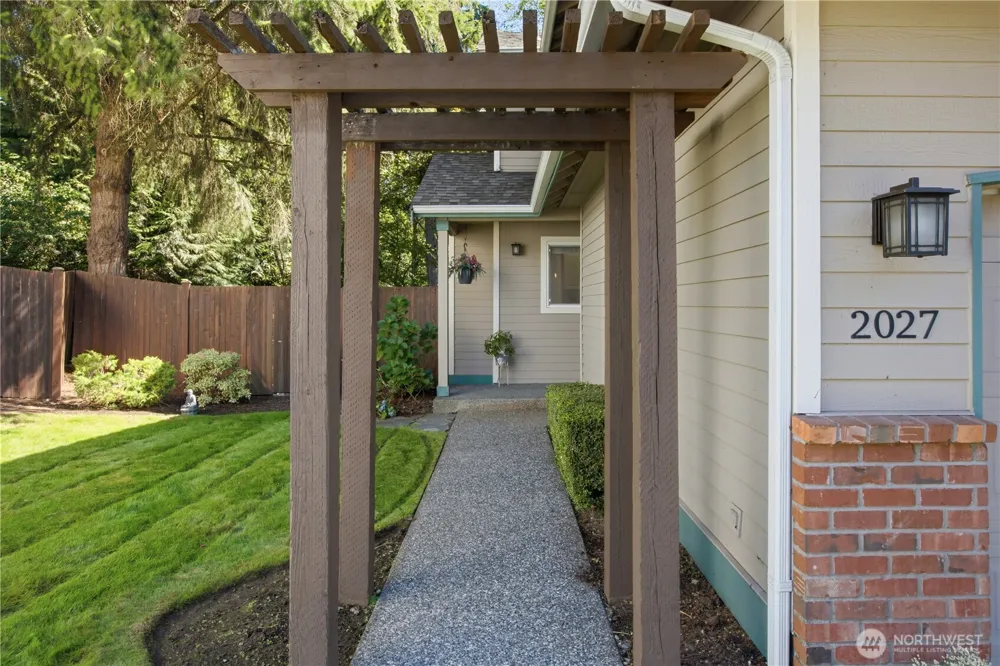 2027 187th Place SE Bothell, WA 98012