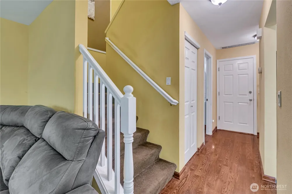2027 187th Place SE Bothell, WA 98012