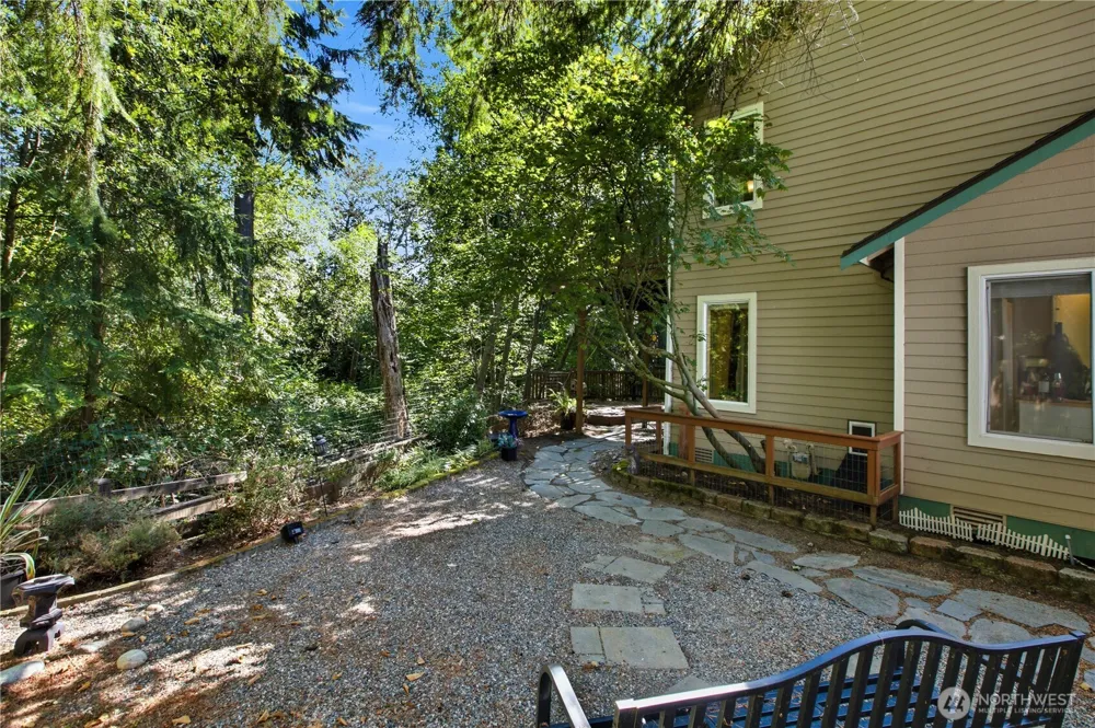 2027 187th Place SE Bothell, WA 98012