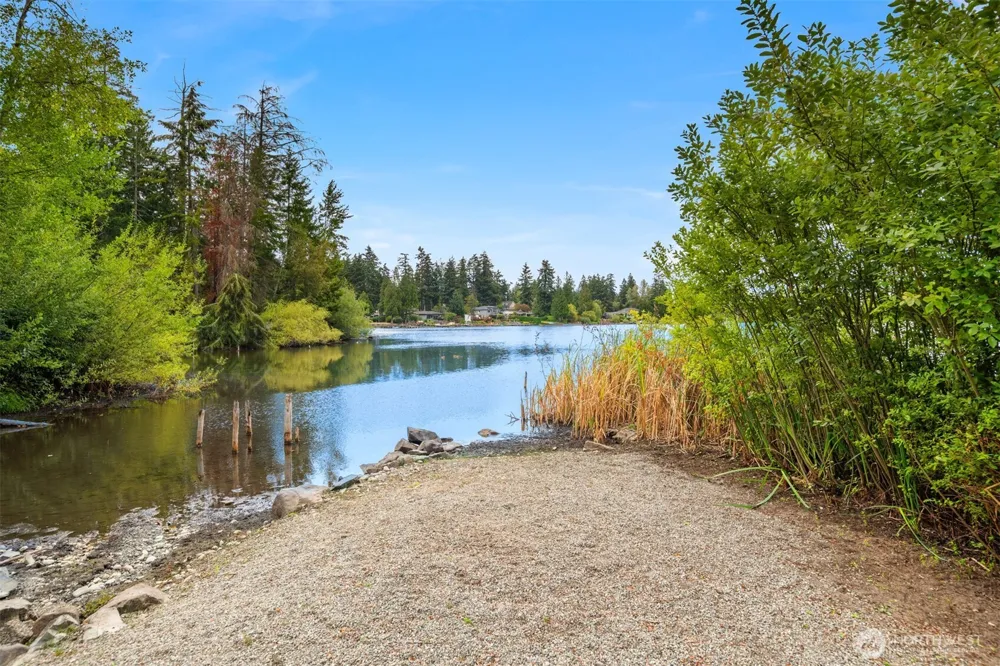 30706 19th Avenue S Federal Way, WA 98003