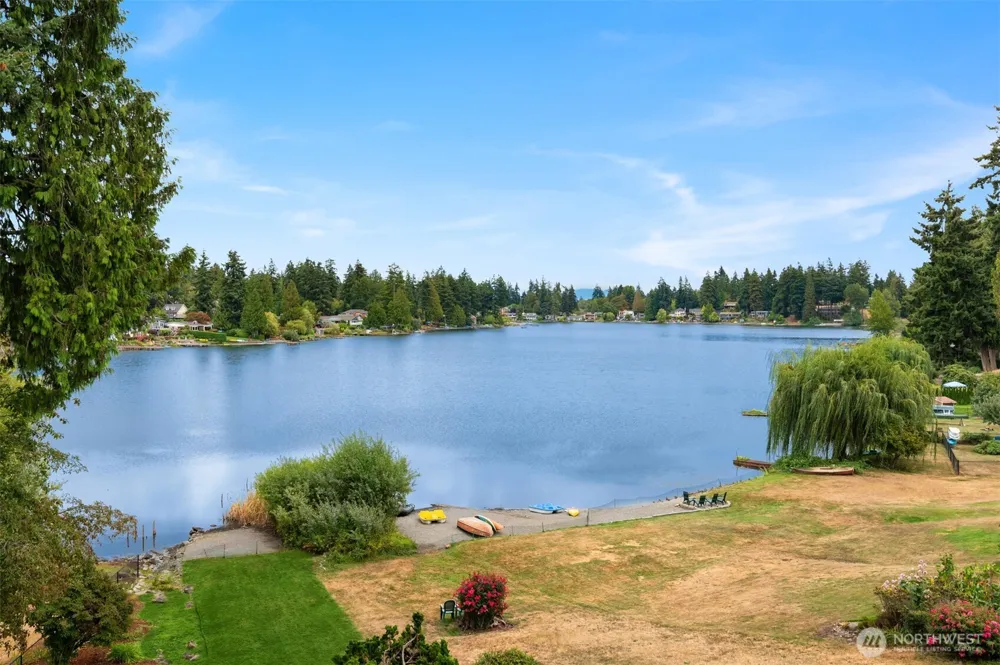 30706 19th Avenue S Federal Way, WA 98003