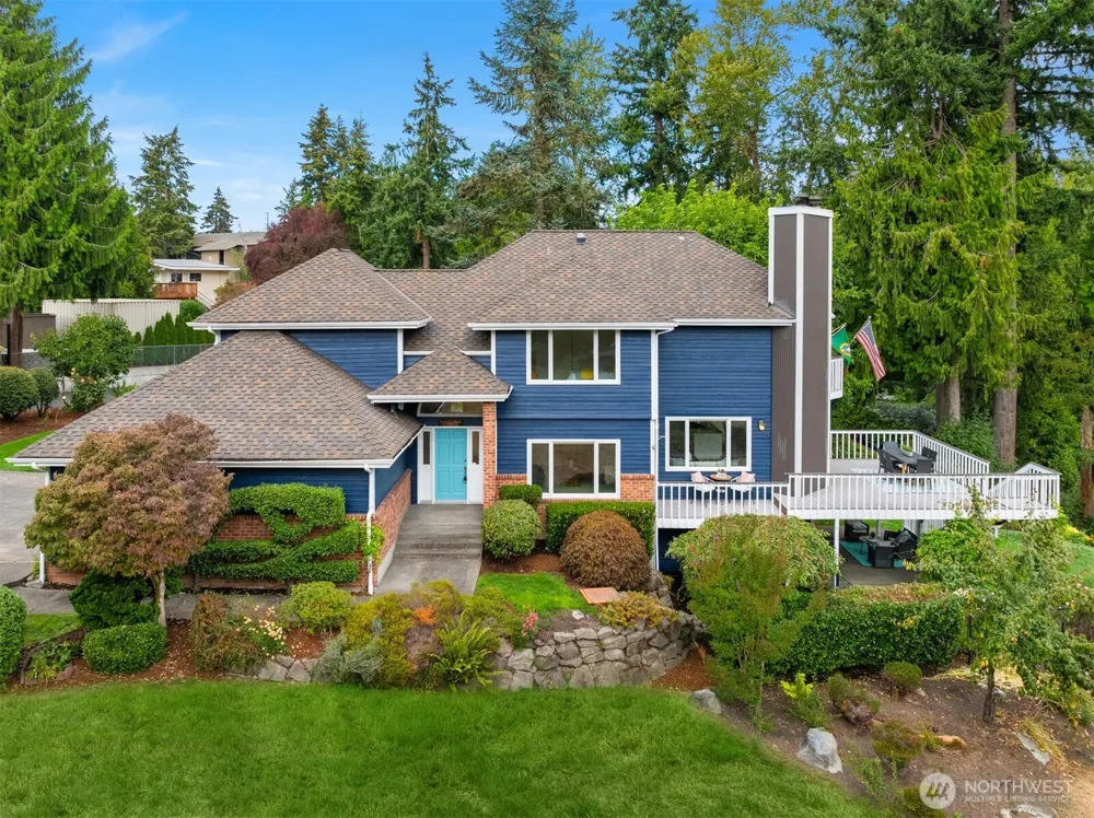 30706 19th Avenue S Federal Way, WA 98003