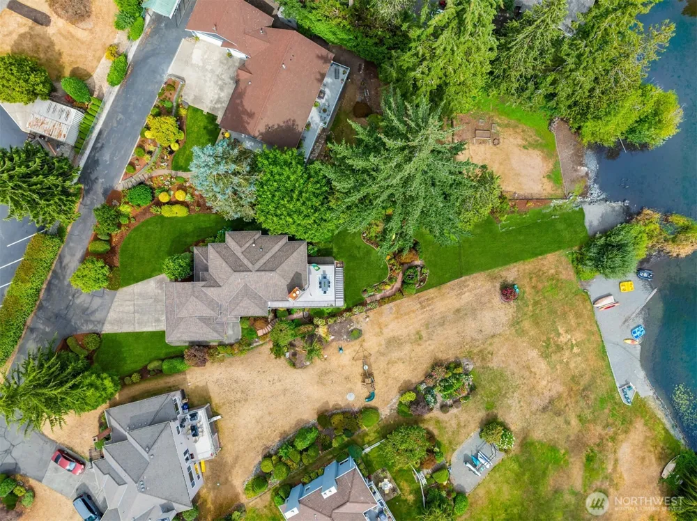 30706 19th Avenue S Federal Way, WA 98003
