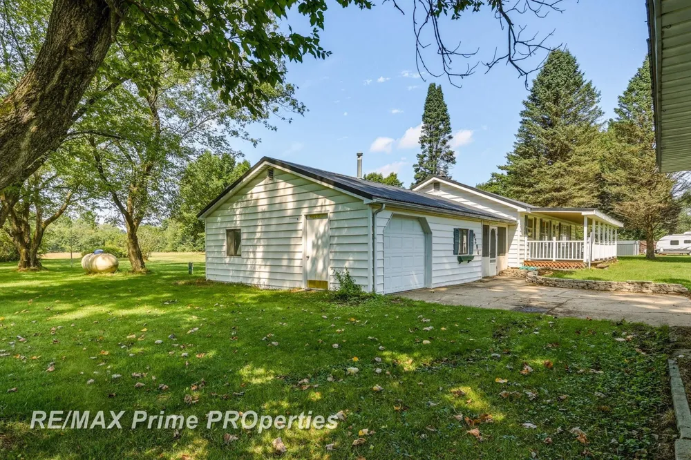 9284 Bray Road Arbela Township, MI 48746