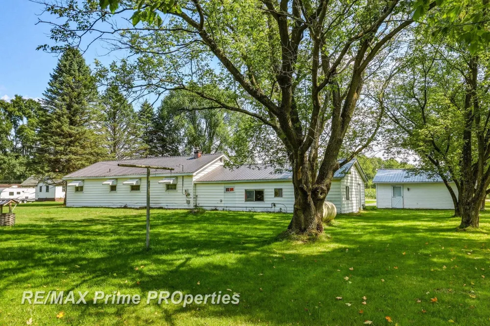 9284 Bray Road Arbela Township, MI 48746