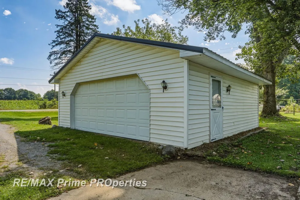 9284 Bray Road Arbela Township, MI 48746