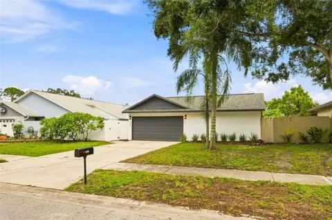 743 BONNIE BOULEVARD