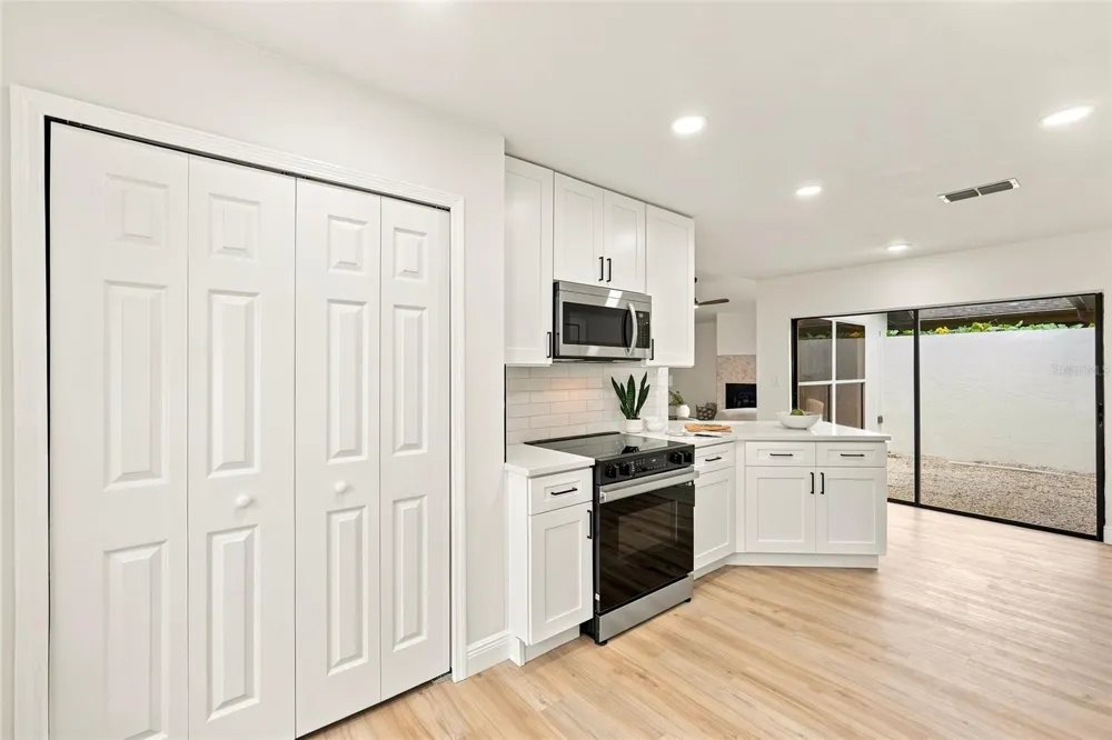 743 BONNIE BOULEVARD Palm Harbor, FL 34684