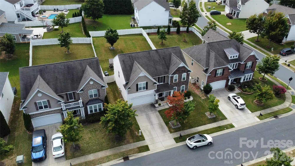 6712 Coral Rose Road Charlotte, NC 28277