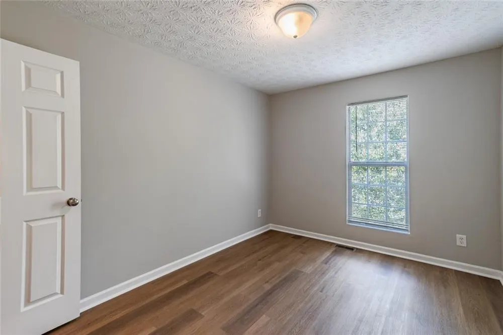 5550 Strathmoor Manor Circle Lithonia, GA 30058