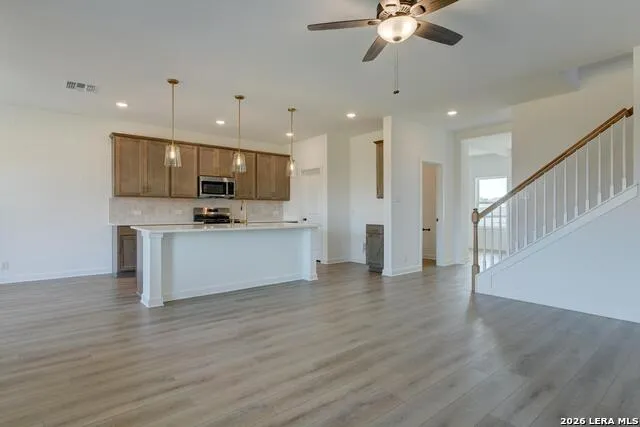 119 Thornbloom San Antonio, TX 78253